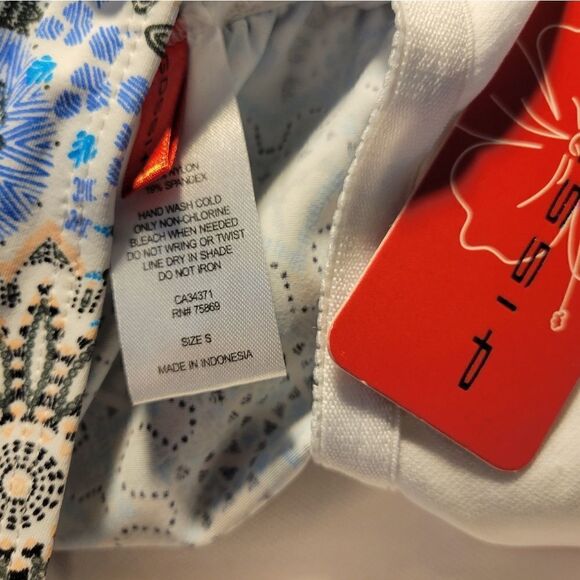 Gossip bathing suit tops set of ( 3 ) NWT - Picture 5 of 11